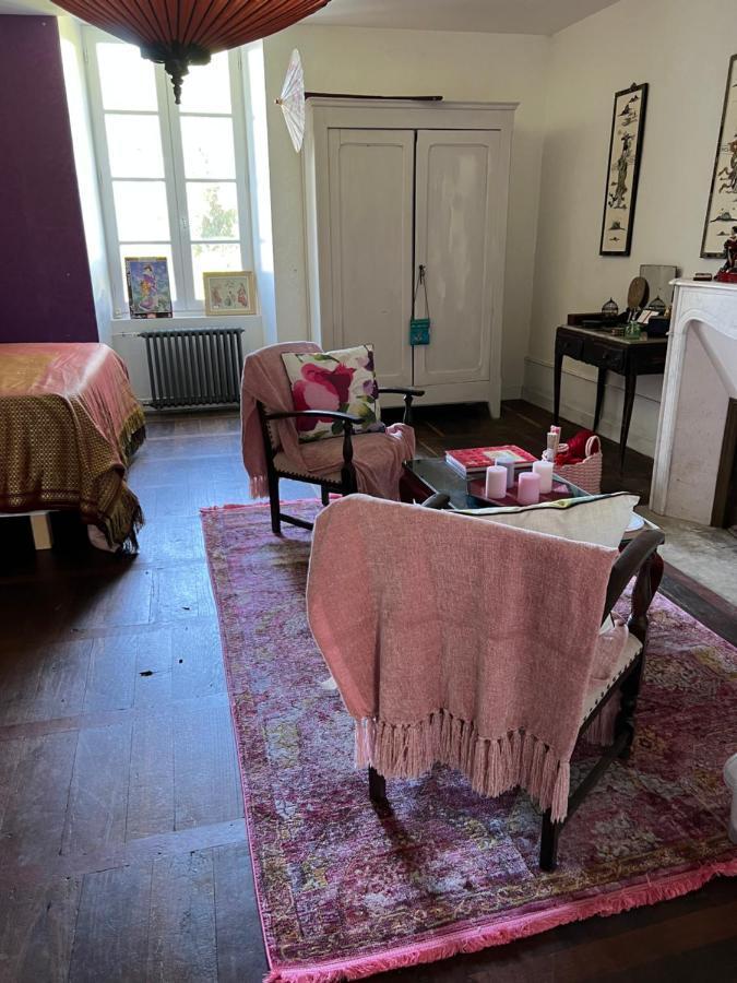 Le Loriot Bed & Breakfast Champagne-et-Fontaine Екстериор снимка